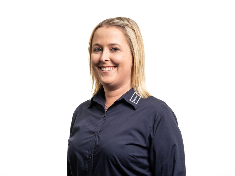 Office & Administration Stephanie Breitfuss